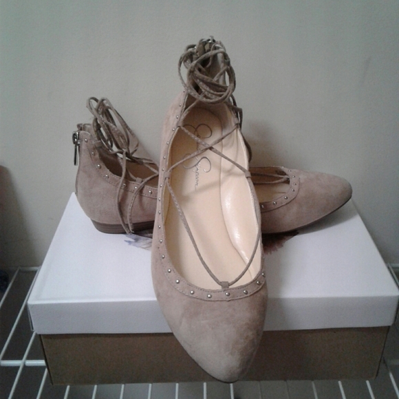 Shoes - Picture 4 of 5